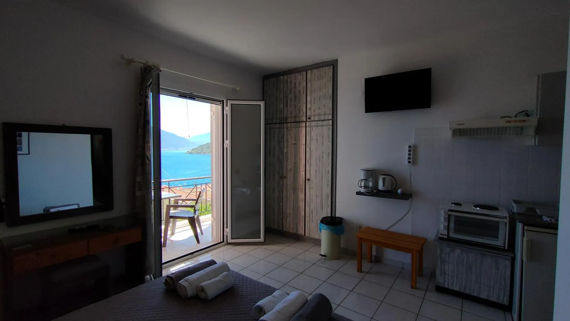 Mema'S Apartment Agia Efimia