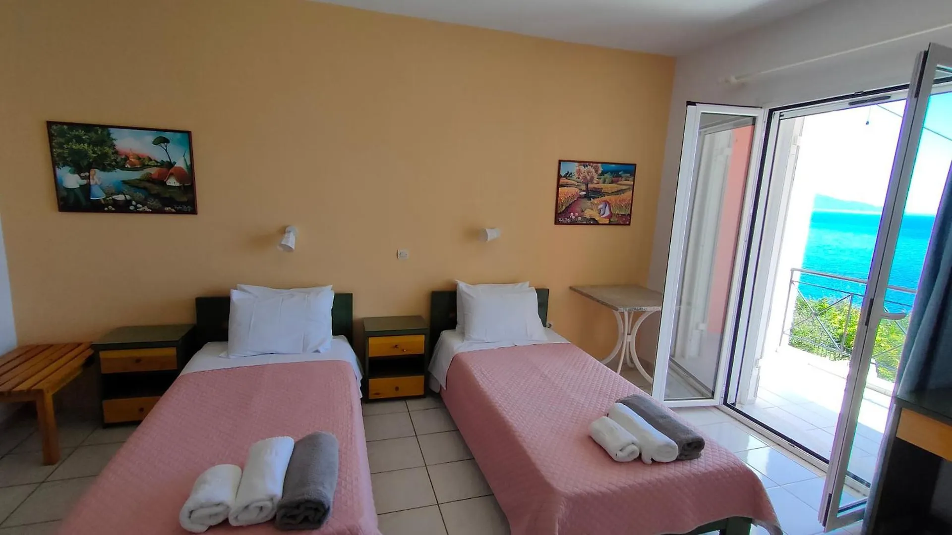 Mema'S Apartment Agia Efimia