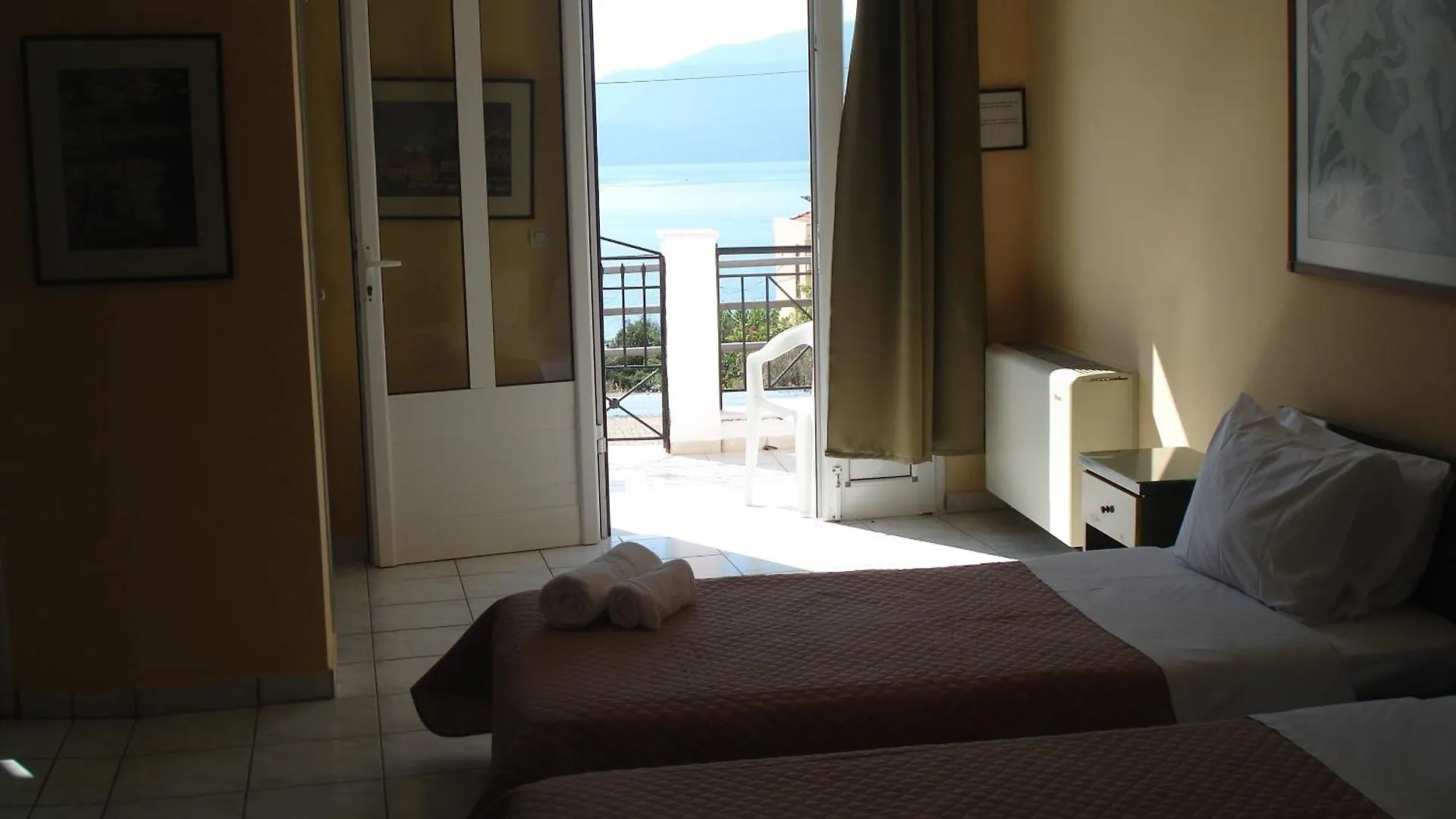 Mema'S Apartment Agia Efimia Greece