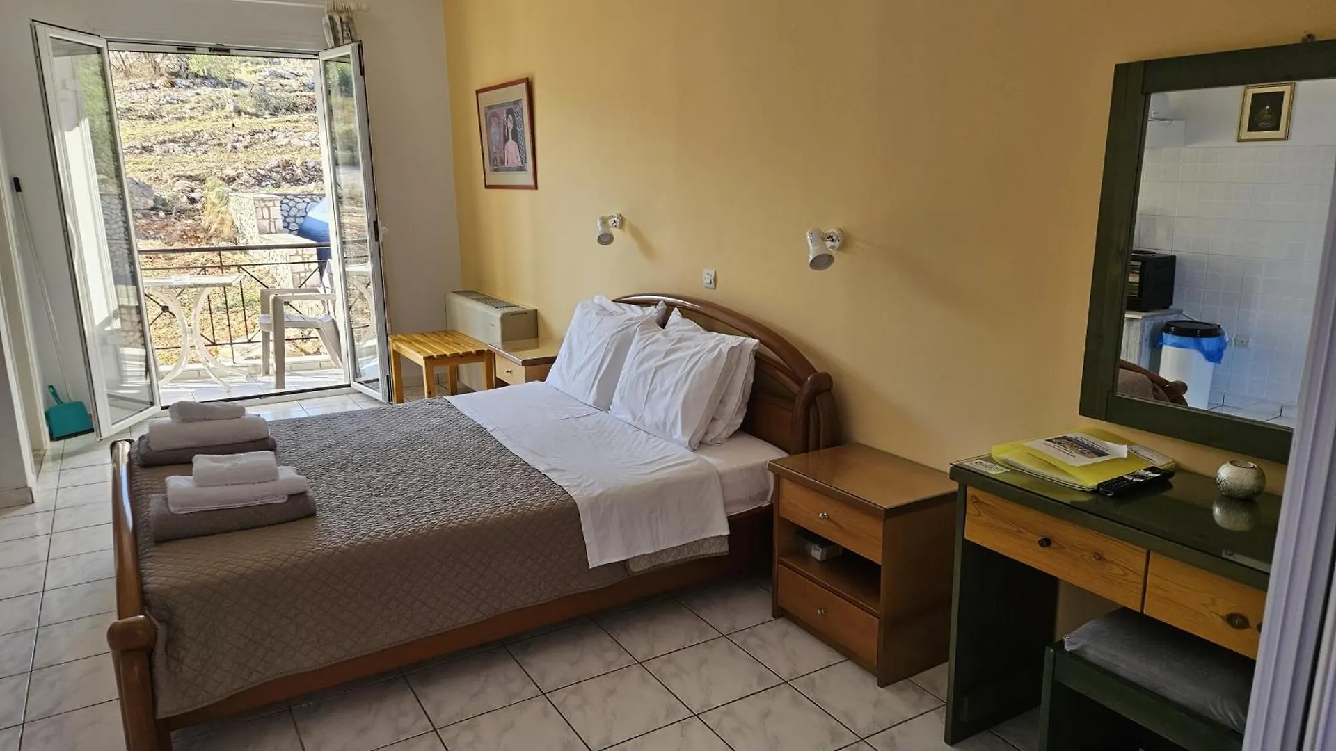 Mema'S Apartment Agia Efimia Greece
